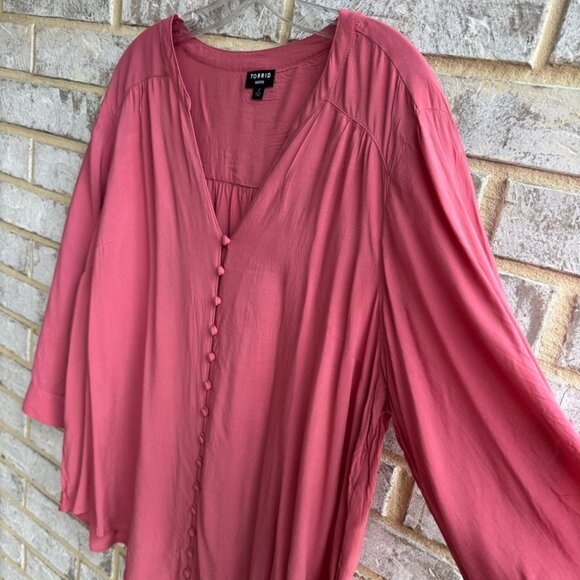 Torrid Harper Mauve 3/4 Roll Tab Sleeve Button Up Blouse Women's Size 2 (2X) - Picture 7 of 8